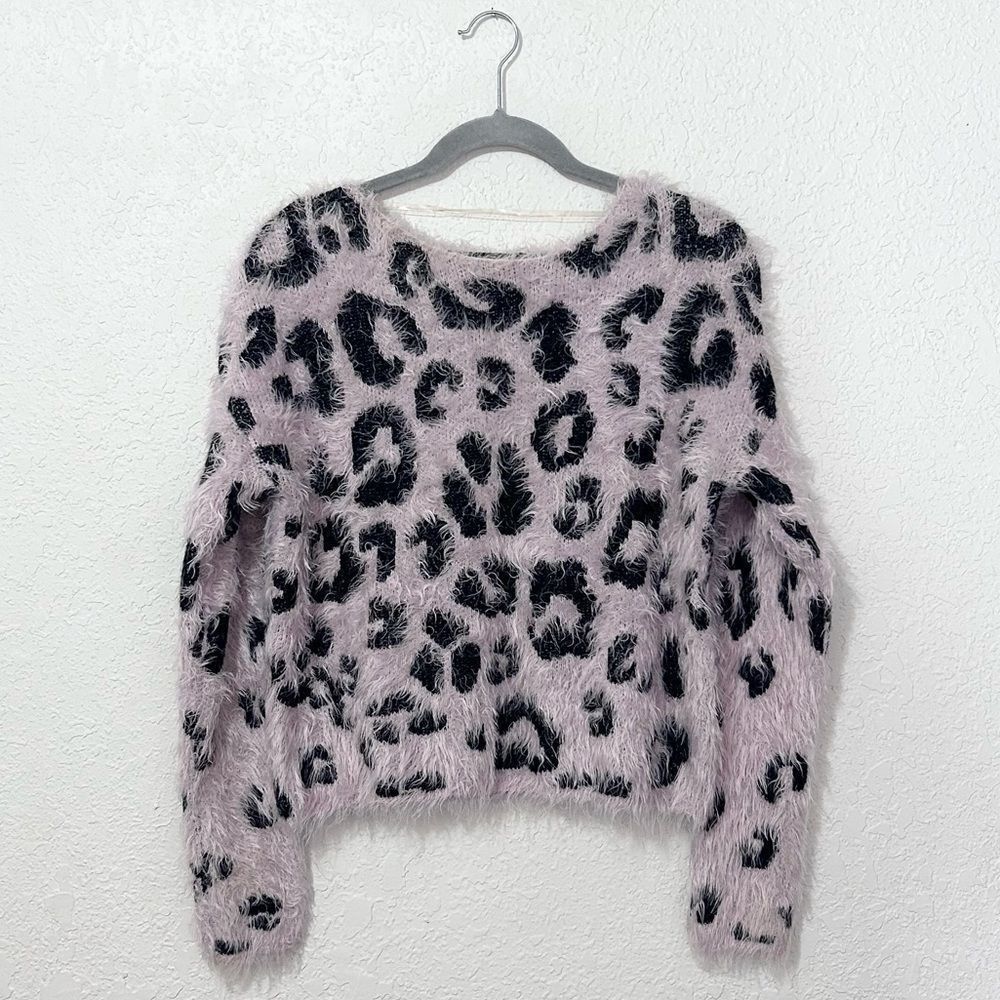 Wild Fable fuzzy leopard print sweater light purple size XS